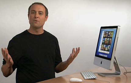 Mann der iLife vorstellt